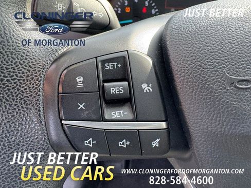 Used 2020 Ford Escape SE image 18