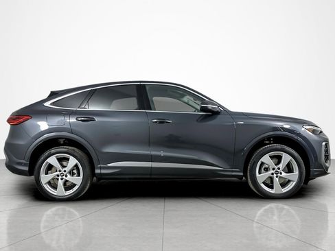 New 2025 Audi Q5 Premium Plus image 7