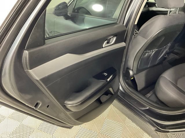 Used 2023 Kia K5 LXS FWD image 19
