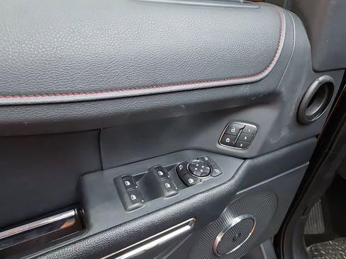 Used 2022 Ford Expedition Max Limited image 27