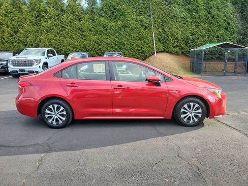 Used 2020 Toyota Corolla LE image 8