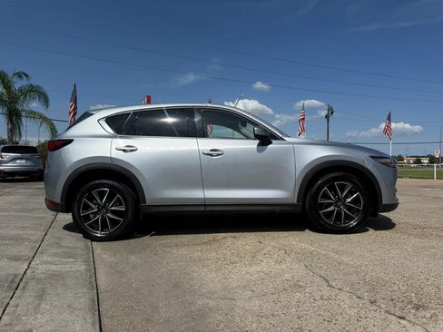 Used 2017 MAZDA CX-5 Grand Touring w/ Premium Package FWD image 3