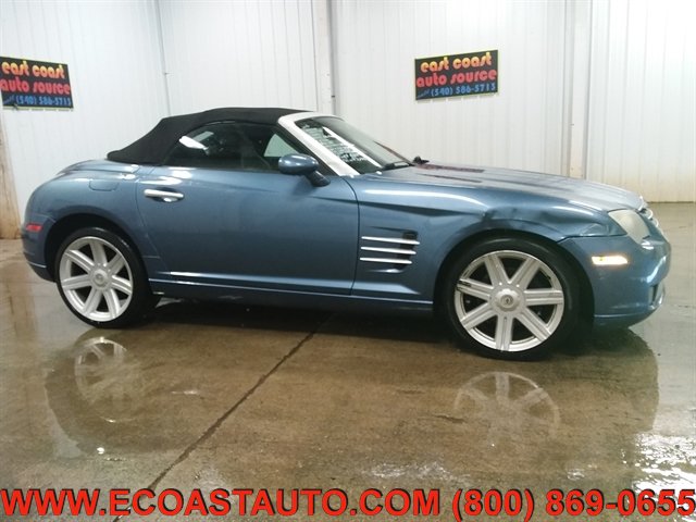 Used 2006 Chrysler Crossfire Limited RWD image 2