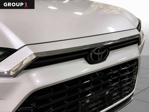 Certified 2024 Toyota Grand Highlander AWD image 30