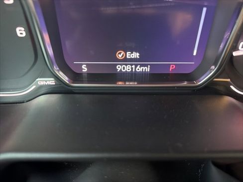 Used 2021 GMC Yukon SLT w/ SLT Luxury Plus Package image 19