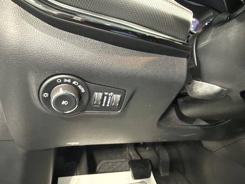 Used 2026 Jeep Compass Trailhawk AWD/4WD image 43