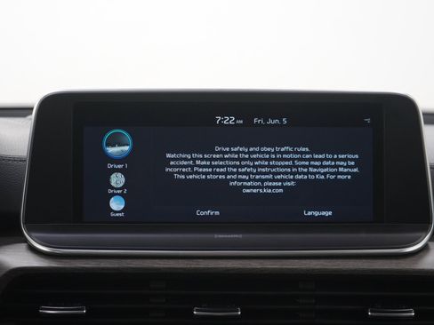 Used 2022 Kia Telluride EX w/ EX Premium Package AWD/4WD image 17