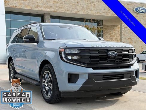 Used 2025 Ford Expedition Active AWD/4WD image 18