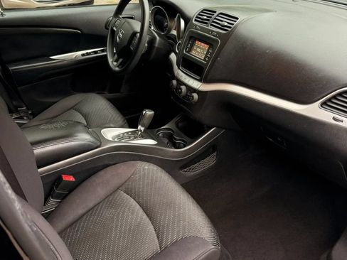 Used 2014 Dodge Journey SXT w/ Flexible Seating Group FWD image 7