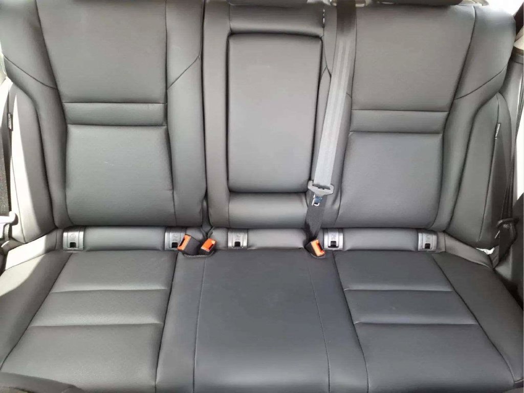 Used 2024 Nissan Rogue SV w/ SV Premium Package FWD image 17