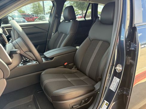 Used 2025 MAZDA CX-50 AWD 2.5 S w/ Weather Package image 23