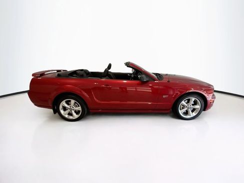 Used 2006 Ford Mustang GT image 7