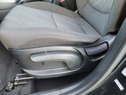 Certified 2026 Kia Seltos LX FWD image 14