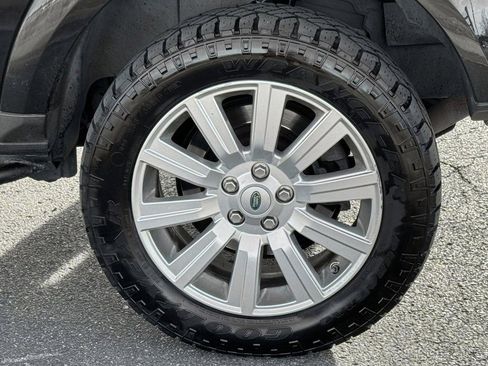 Used 2013 Land Rover LR4 HSE image 12