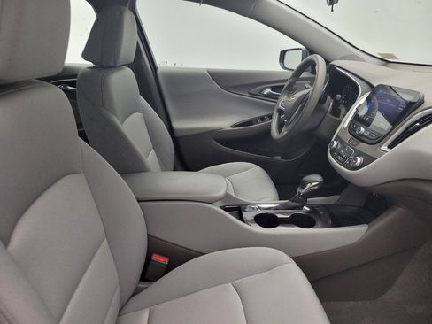 Used 2023 Chevrolet Malibu LS image 21