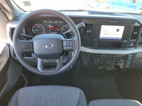 New 2026 Ford F250 XLT w/ FX4 Off-Road Package image 8