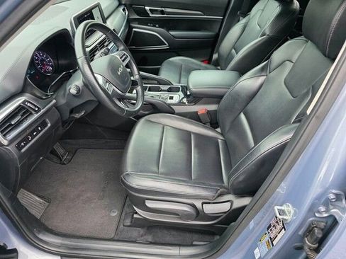 Used 2022 Kia Telluride LX image 10
