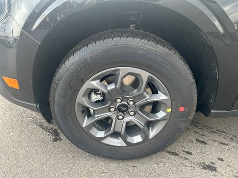 New 2025 Ford Maverick XLT image 9