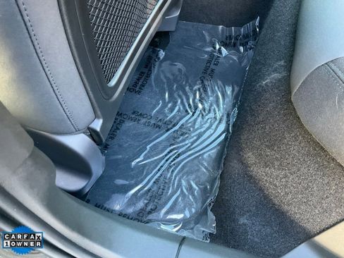 Used 2021 Polestar Polestar 2 w/ Performance Package image 28