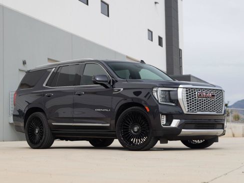 Used 2023 GMC Yukon Denali w/ Denali Reserve Package AWD/4WD image 5