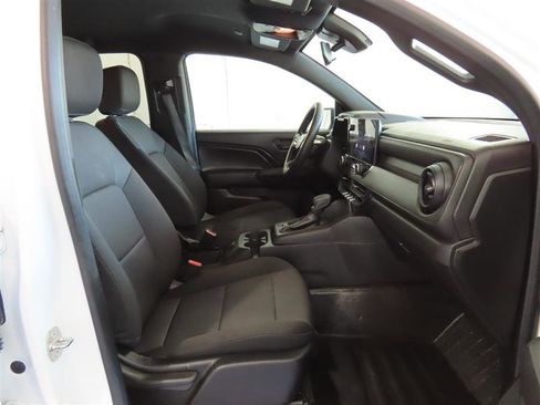 Used 2023 Chevrolet Colorado W/T image 31