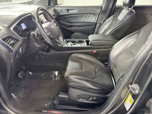 Used 2019 Ford Edge ST w/ Convenience Package AWD/4WD image 4
