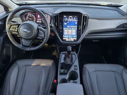 Certified 2025 Subaru Crosstrek 2.5i Limited w/ Crosstrek Mirror Package image 23