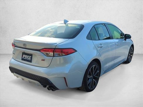 Used 2022 Toyota Corolla SE FWD image 5