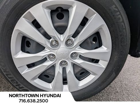 Used 2023 Kia Soul LX FWD image 37