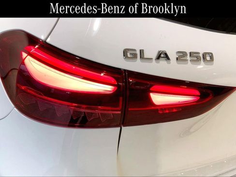 Used 2026 Mercedes-Benz GLA 250 4MATIC image 29