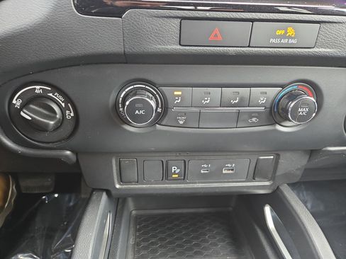 Used 2022 Nissan Frontier SV w/ Technology Package image 20