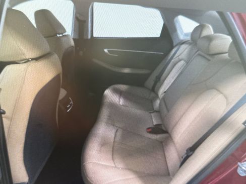 Used 2025 Hyundai Sonata Limited FWD image 6