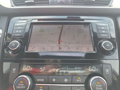 Used 2020 Nissan Rogue SL w/ Premium Package FWD image 9