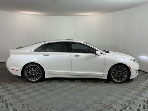 Used 2016 Lincoln MKZ Base w/ Equipment Group 300A Reserve image 4