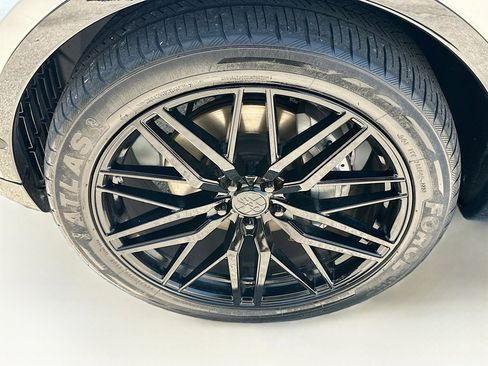 Used 2019 Land Rover Discovery HSE AWD/4WD image 35