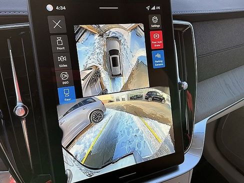 New 2026 Volvo XC90 T8 Ultra w/ Protection Package Premier image 21