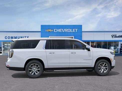New 2026 Chevrolet Suburban Premier AWD/4WD image 7