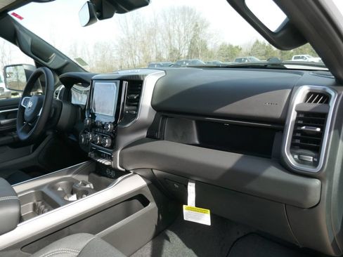 New 2026 RAM 1500 Big Horn AWD/4WD image 14