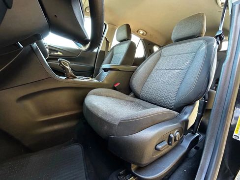 Used 2022 Chevrolet Equinox LT AWD/4WD image 21