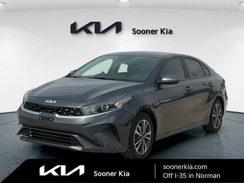 Used 2023 Kia Forte LXS FWD image 1