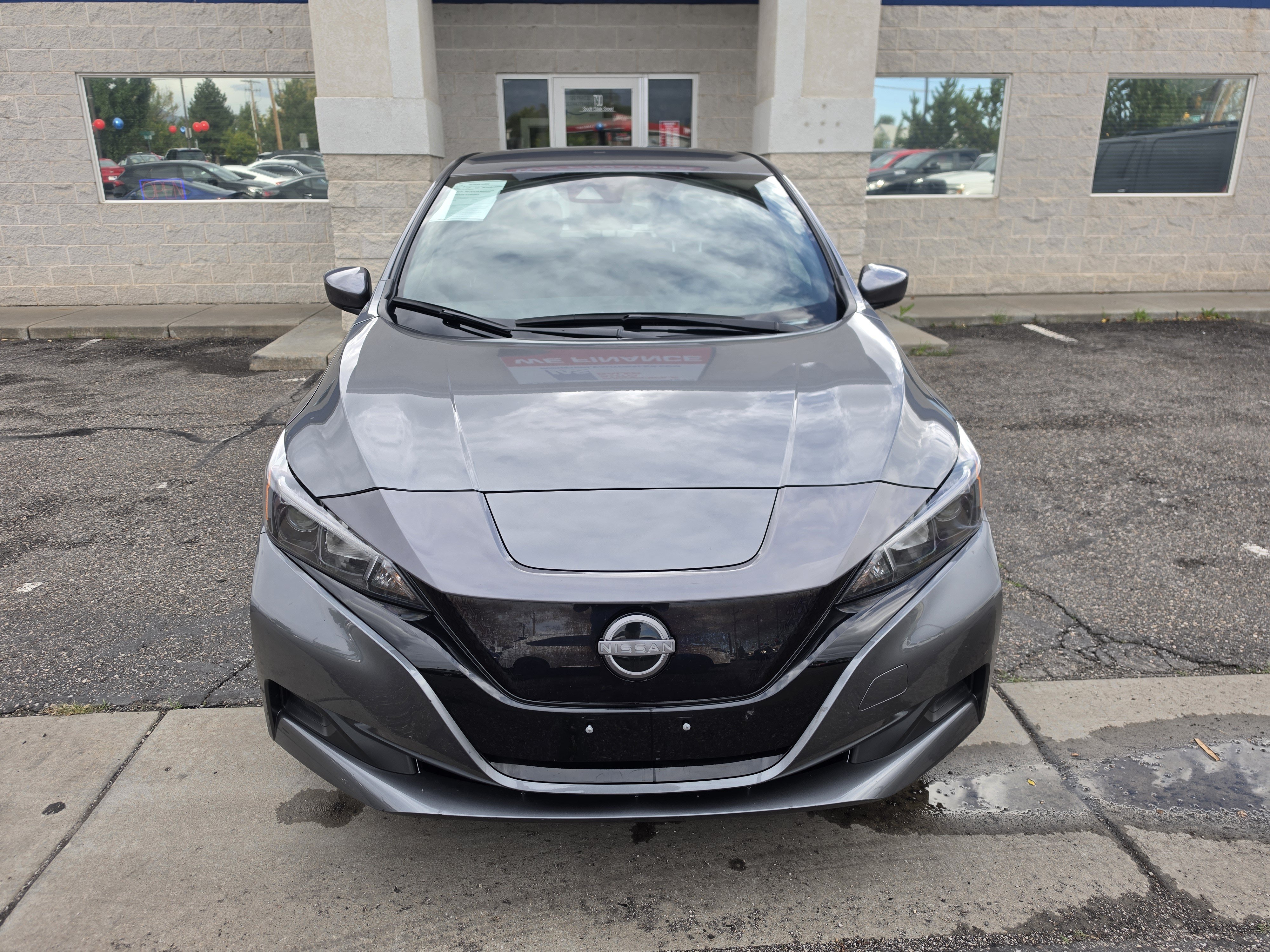Used 2025 Nissan Leaf S FWD image 2