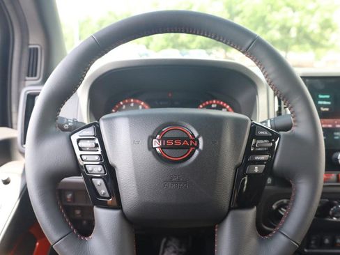 New 2026 Nissan Frontier PRO-4X w/ Pro-4x Convenience Package AWD/4WD image 9