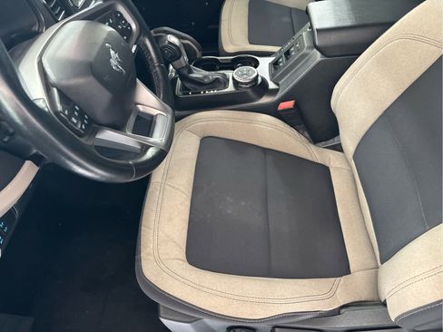 Used 2022 Ford Bronco Big Bend w/ Sasquatch Package image 15