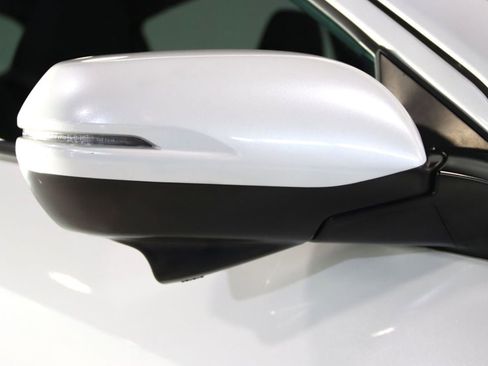 Used 2022 Honda HR-V EX image 9