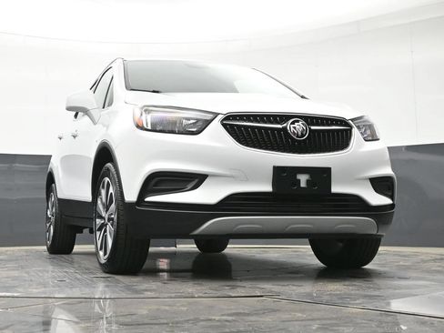 Used 2022 Buick Encore Preferred AWD/4WD image 30