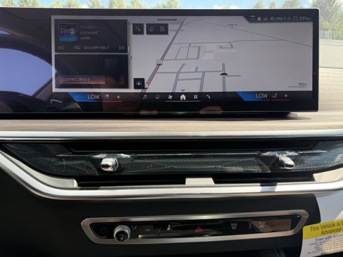 Used 2026 BMW X7 xDrive40i image 12