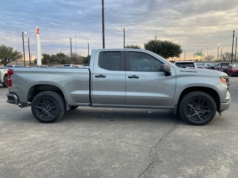 Used 2025 Chevrolet Silverado 1500 Custom w/ LPO, Dark Essentials Package image 4