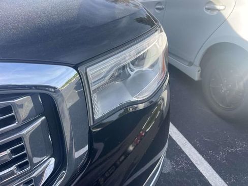 Used 2017 GMC Acadia Denali w/ Technology Package image 5