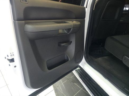 Used 2010 Chevrolet Silverado 1500 LT w/ Power Pack Plus image 10