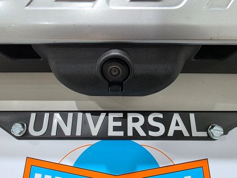 Used 2020 Ford Explorer Platinum image 28